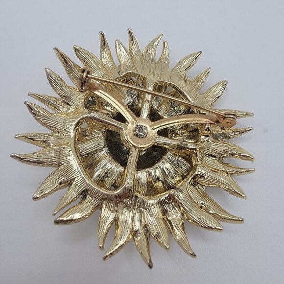Vintage‎ Unique Sunburst Flower Figural Gold Tone Brooch Pin - Picture 2 of 3